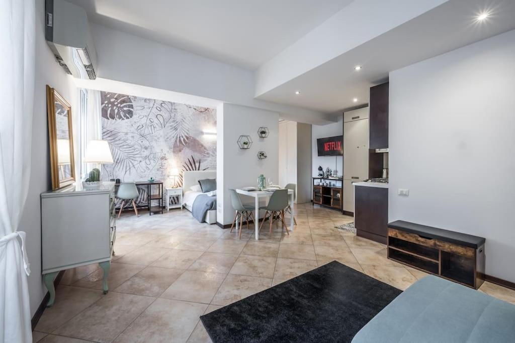 דירות בולוניה Sotto Le Due Torri 5* מראה חיצוני תמונה